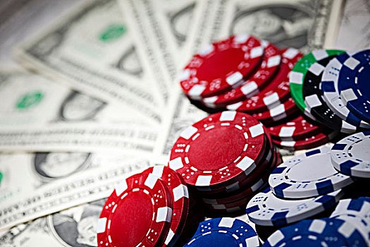 Live Casino dengan Dealer Asli Indonesia & Internasional